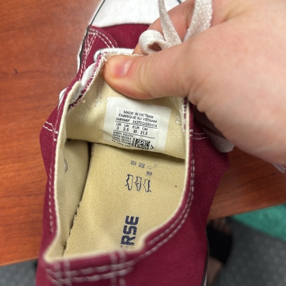 Converse size 3 // 081017 - Picture 3 of 3